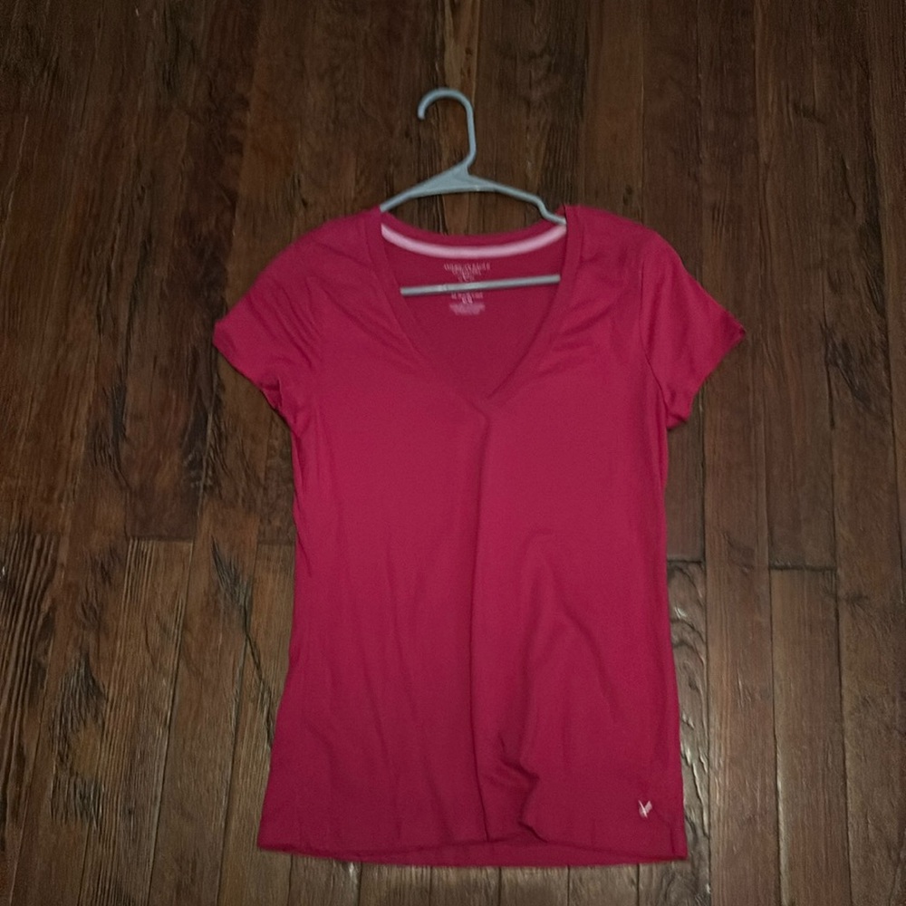 American eagle v neck shirt